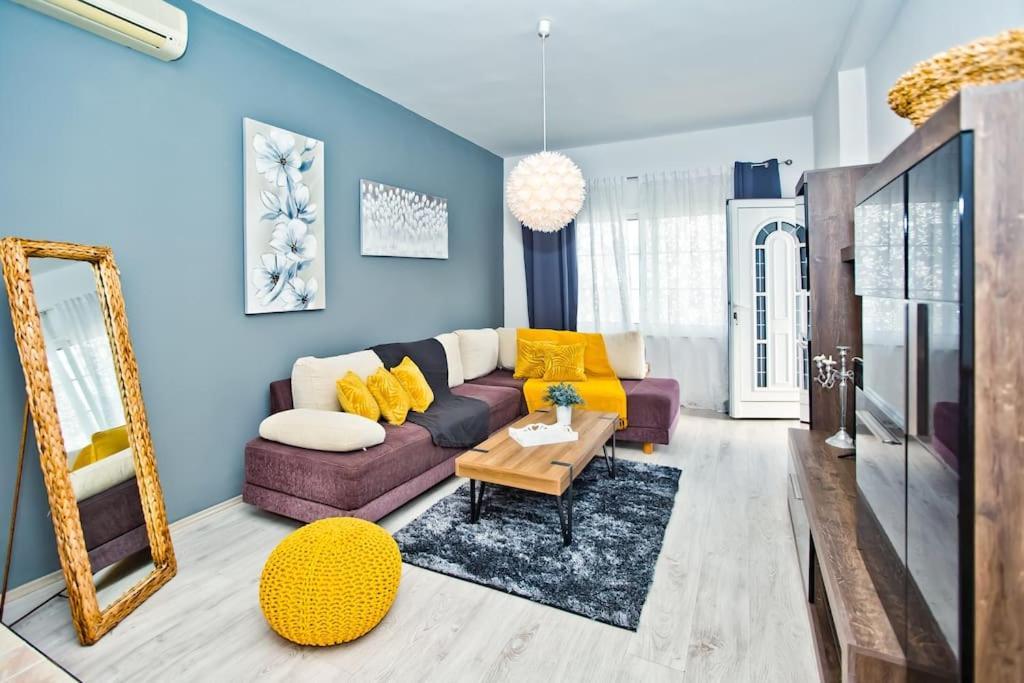 Apartment Tino With Two Sunny Terace Hvar Town