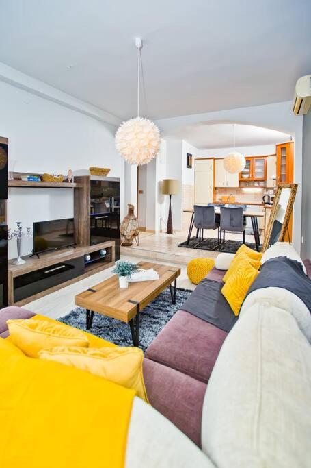 Apartment Tino With Two Sunny Terace *